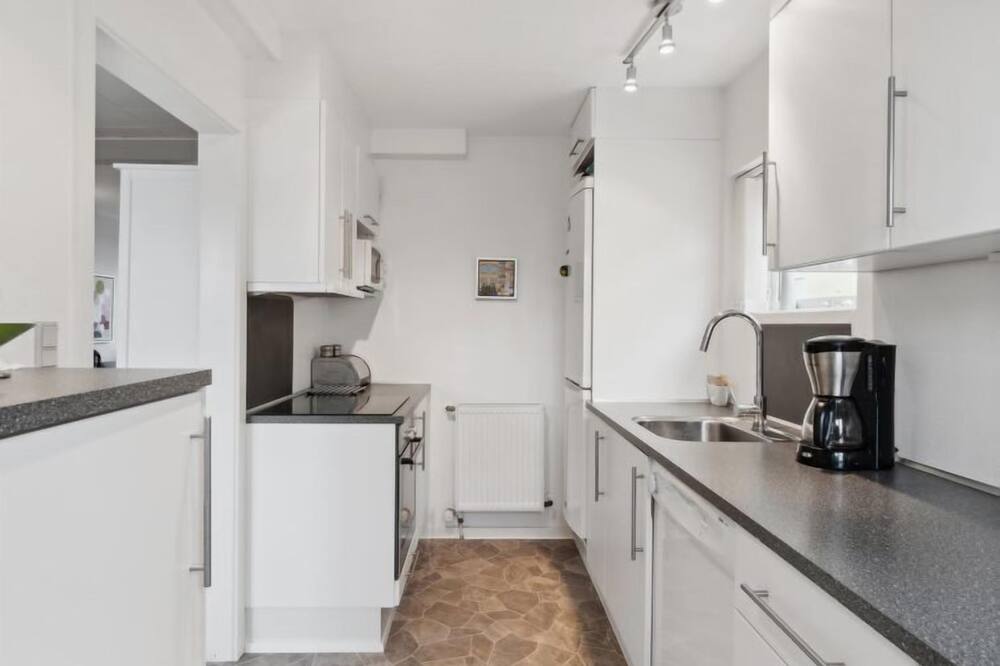 \"Ali\" - 350m from the sea by Interhome