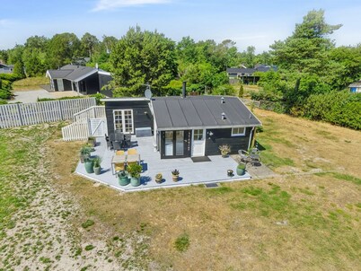 "Haidi" - 300m from the sea by Interhome
