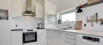 "Milena" - 600m from the sea by Interhome