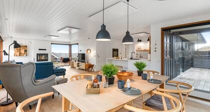 "Eyla" - from the sea by Interhome
