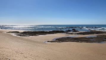 Vlak bij het strand
