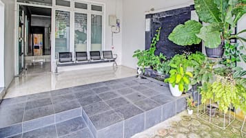 Bagian depan properti