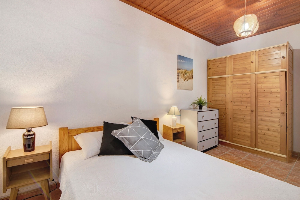 Maison De Vacances 'Moradia T2 Em Olhão' Avec Terrasse Privée Et Wi-fi - Faro
