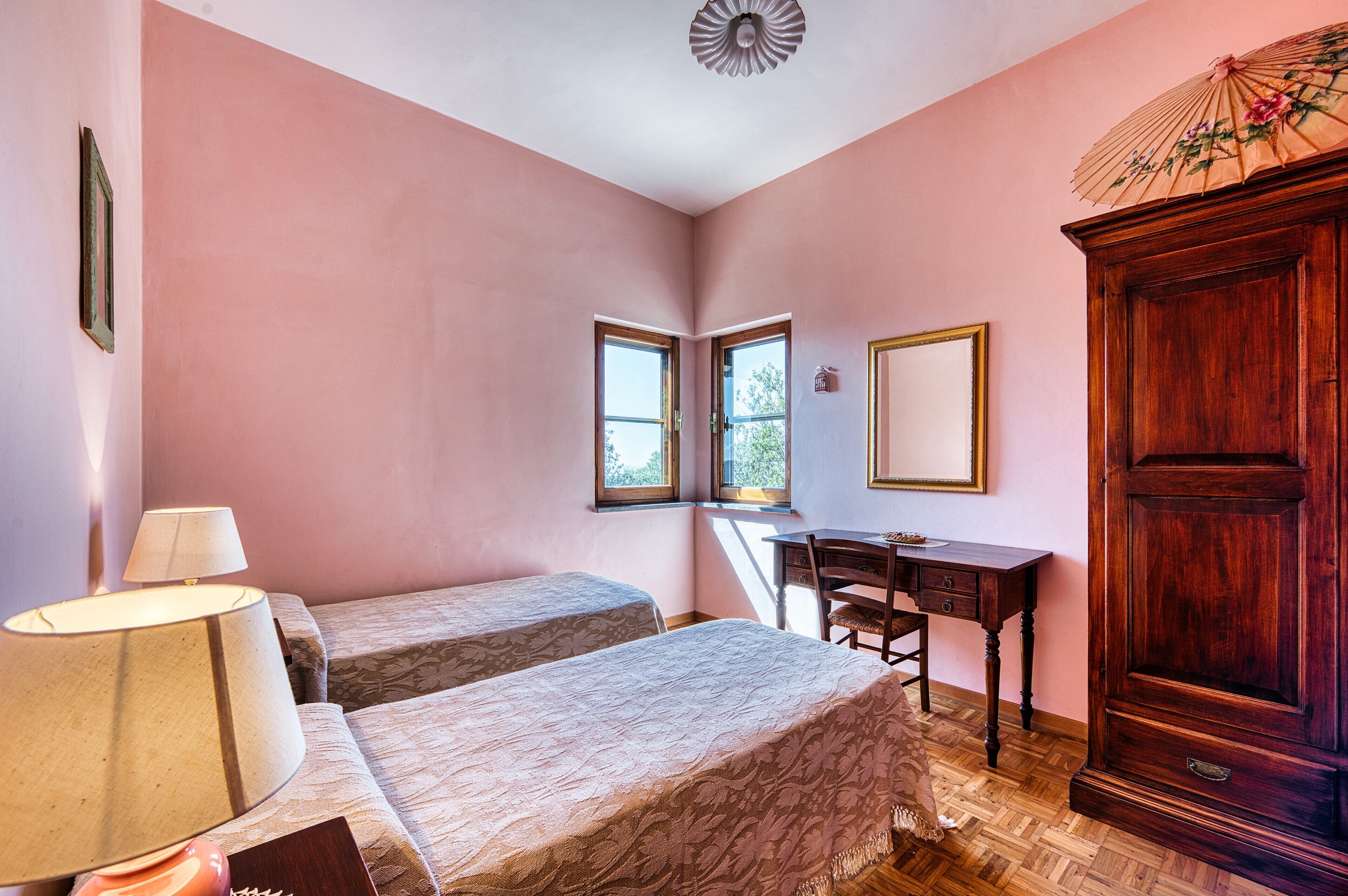 3 bedrooms, free WiFi, bed sheets