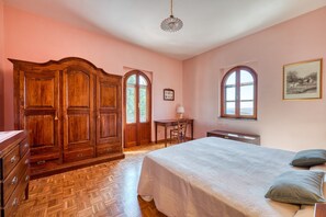 3 Schlafzimmer, kostenloses WLAN, Bettwäsche