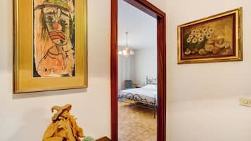 3 bedrooms, WiFi, bed sheets