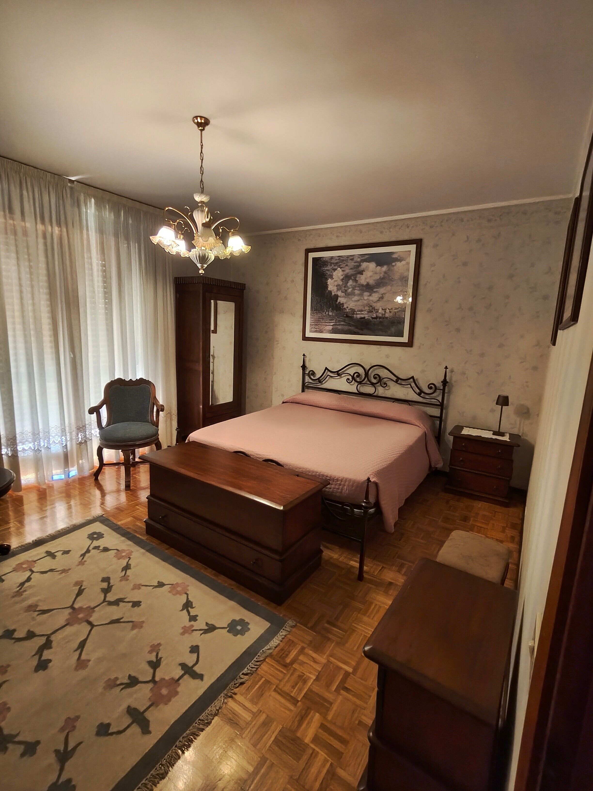 3 bedrooms, WiFi, bed sheets
