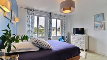 3 chambres, fer et planche Ă repasser, Wi-Fi, draps fournis