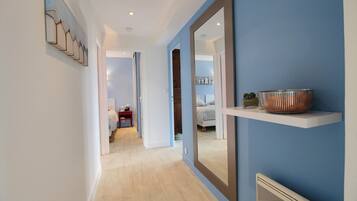 3 chambres, fer et planche Ă repasser, Wi-Fi, draps fournis