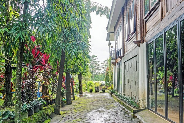 Lobby - Capital O 92116 Omah Durensewu Syariah (Pandaan)
