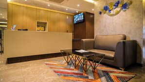 Ảnh chưa phân loại, 5 trong số 12 ảnh, nút
