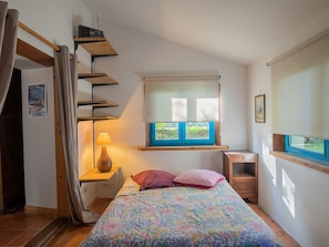 3 habitaciones y tabla de planchar con plancha 