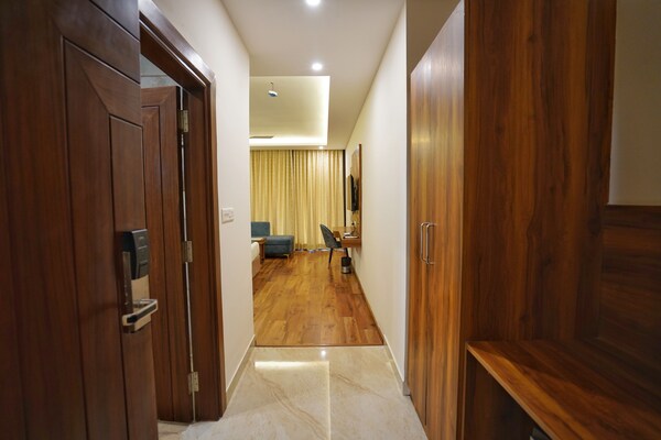 Hotel Golden Orchard - Dehradun