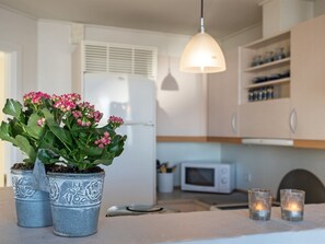 Køleskab, mikrobølgeovn, ovn, opvaskemaskine