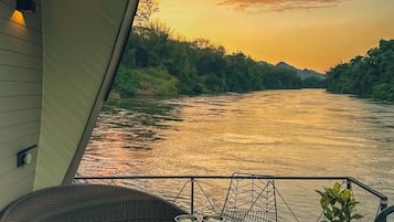 Luxury Villa, River View | Terrace/patio