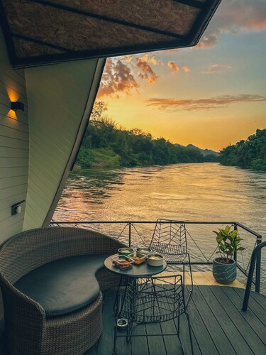 VeeVaree Riverkwai Resort