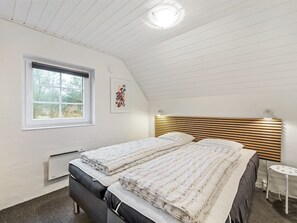 6 bedrooms, WiFi