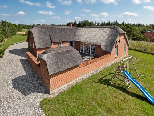 "Aane" - 1.8km from the sea by Interhome