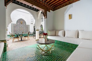 Lobby sitting area - The Grand Riad & Spa  (Marrakech)