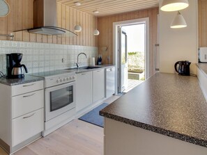 Køleskab, mikrobølgeovn, ovn, opvaskemaskine