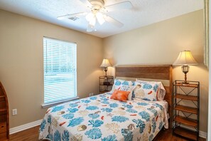 3 chambres, fer et planche à repasser, accès au Wi-Fi (inclus)
