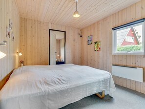 4 bedrooms, WiFi