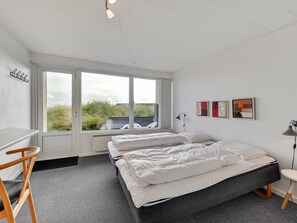 2 bedrooms, WiFi
