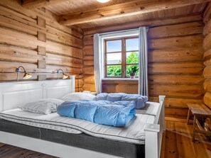 3 bedrooms, WiFi
