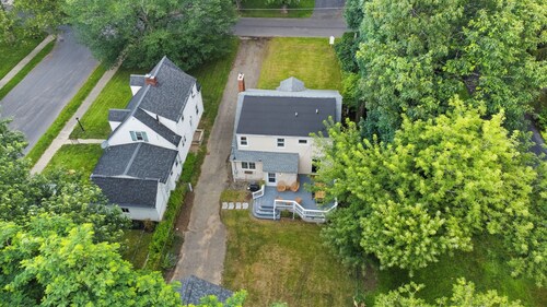 Irondequoit | Walk to Lake Ontario | Fire Pit