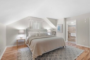 4 slaapkamers, een strijkplank/strijkijzer, wifi, beddengoed