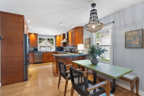 Irondequoit | Walk to Lake Ontario | Fire Pit