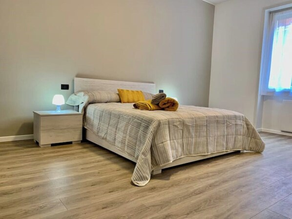 3 camere, Wi-Fi, lenzuola