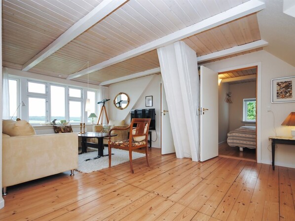 8 Schlafzimmer, WLAN