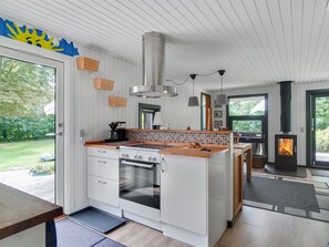Refrigerador, microondas, horno y lavavajillas 