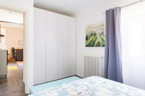 1 Schlafzimmer, Bügeleisen/Bügelbrett, Reisekinderbett, kostenloses WLAN