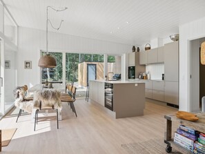 Køleskab, mikrobølgeovn, ovn, opvaskemaskine