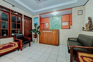 Reception - Hotel O Muria (Pakem)