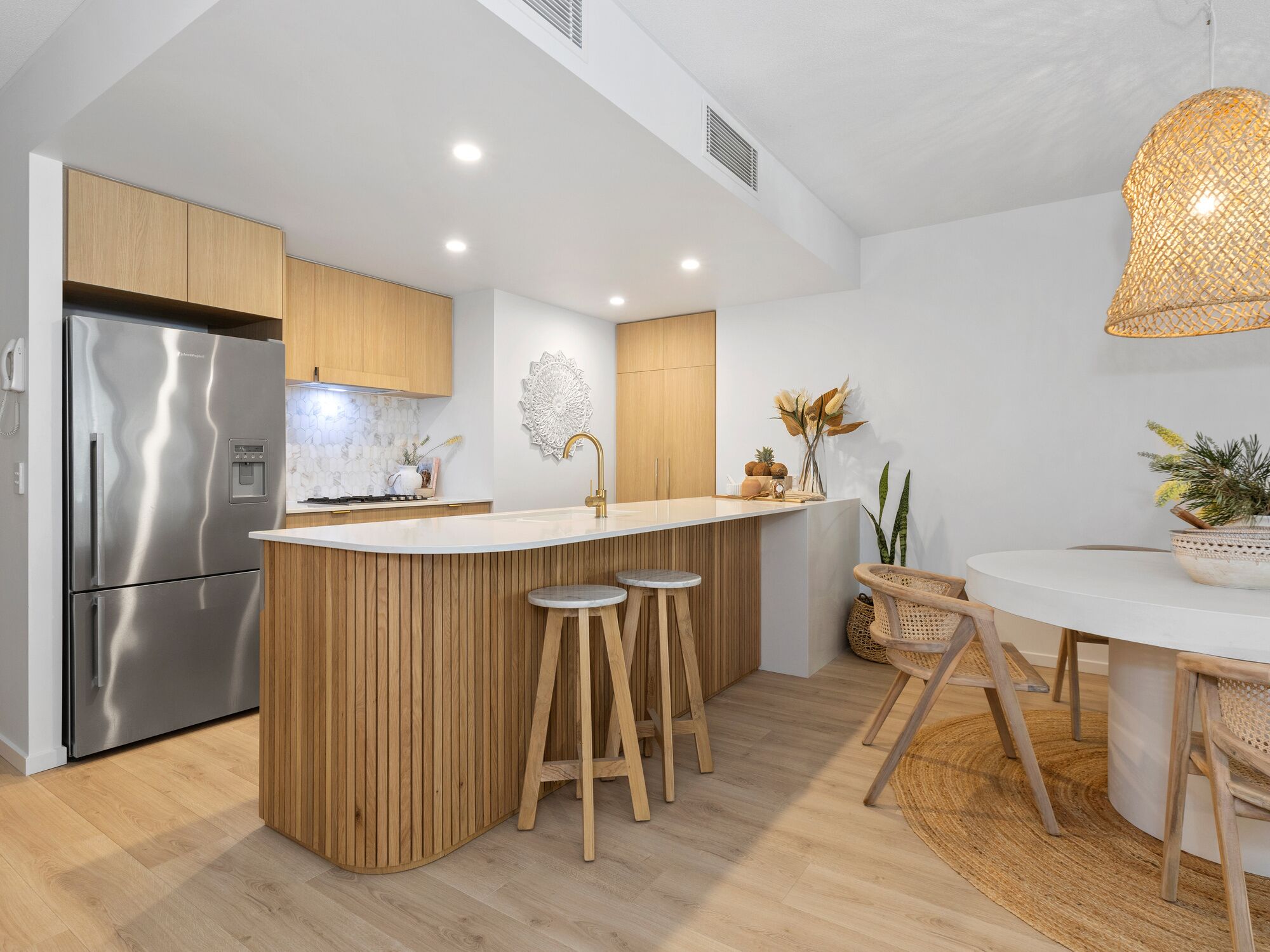 Deluxe Apartment, 3 Bedrooms, Lagoon View, Poolside | Private kitchen