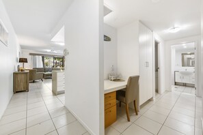 Iron/ironing board, bed sheets - Drift North Holiday Apartments (Casuarina)