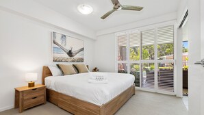 Deluxe Apartment, 3 Bedrooms, Pool Access, Pool View | 3 bedrooms, iron/ironing board, individually decorated - Drift South Holiday Apartments (Casuarina)