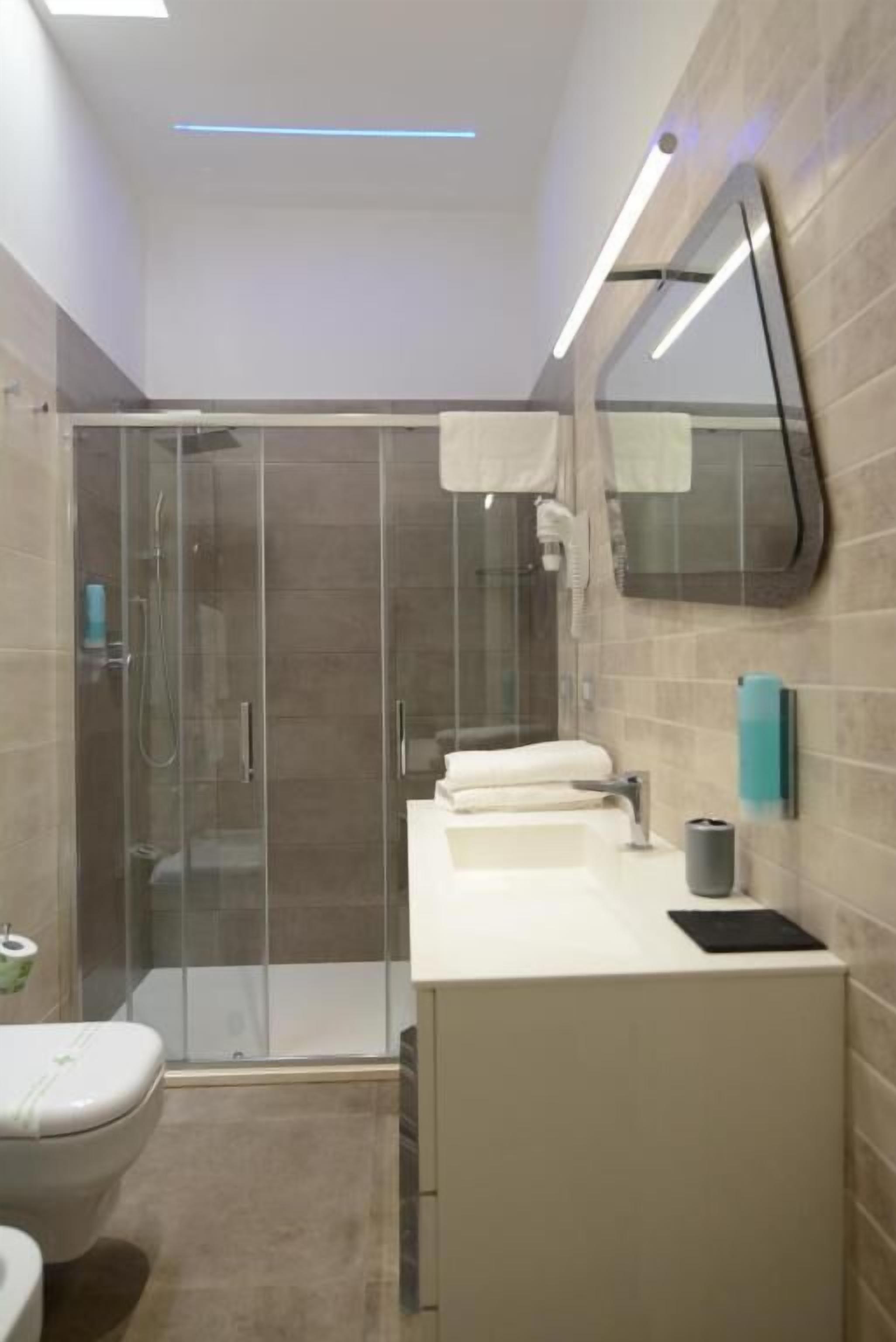 Chambre Double Deluxe | Salle de bain