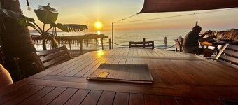 Paradeisos is a Stunning 2-bed House in Polis