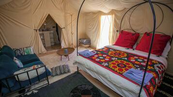 Deluxe Tent | Bathroom