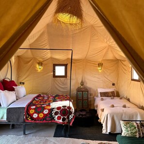 Luxury Tent | Individually decorated, individually furnished, bed sheets - Beldi camp (Rissani)