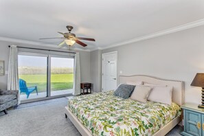 2 bedrooms, iron/ironing board, free WiFi, bed sheets - Beachfront with Dune View! Steps to Beach & Pool! (Pensacola Beach)