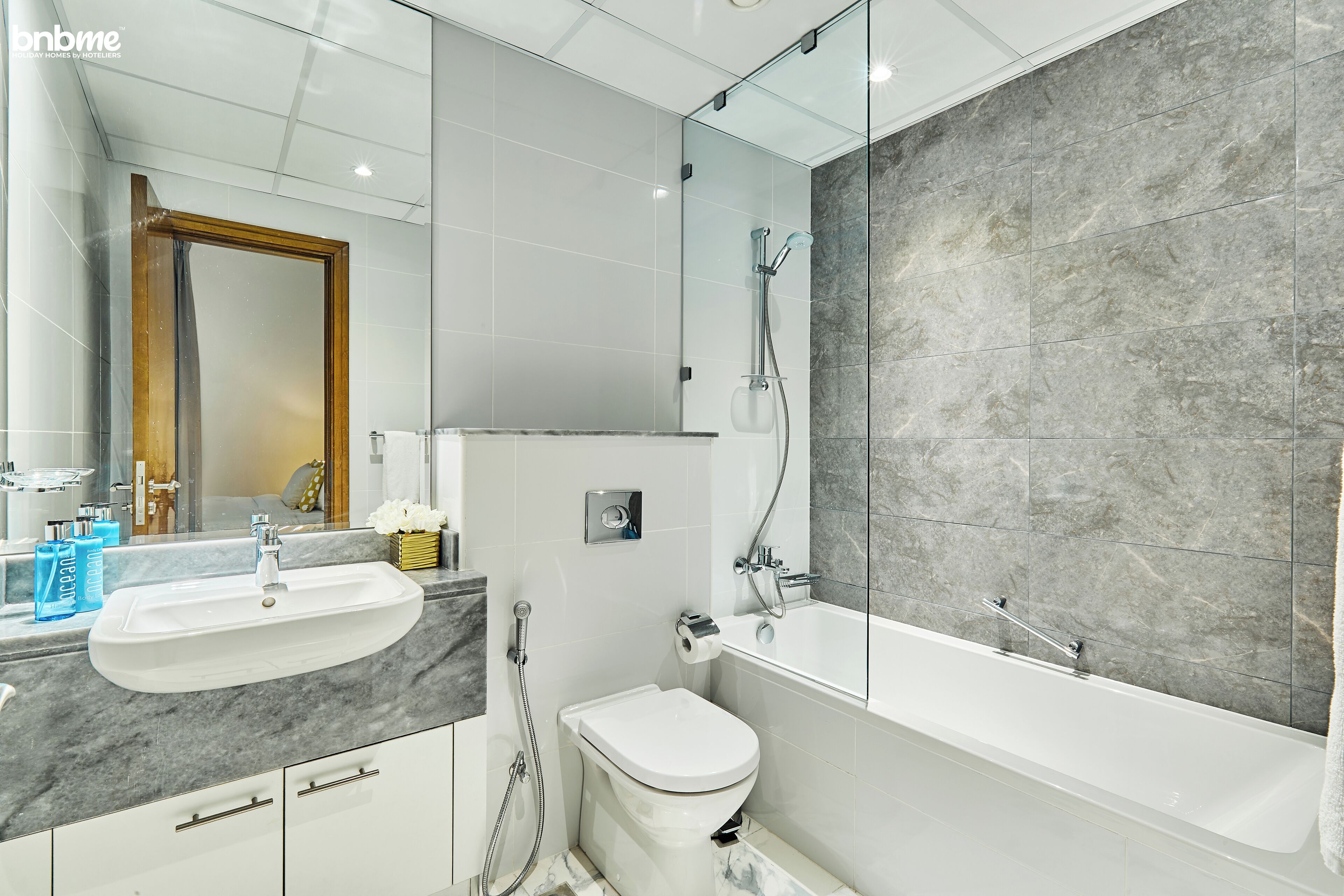 2B-Noora Tower-1410 by bnbme homes