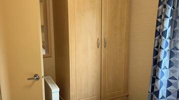 Chalet, Multiple Beds | 3 bedrooms, iron/ironing board, free WiFi, bed sheets