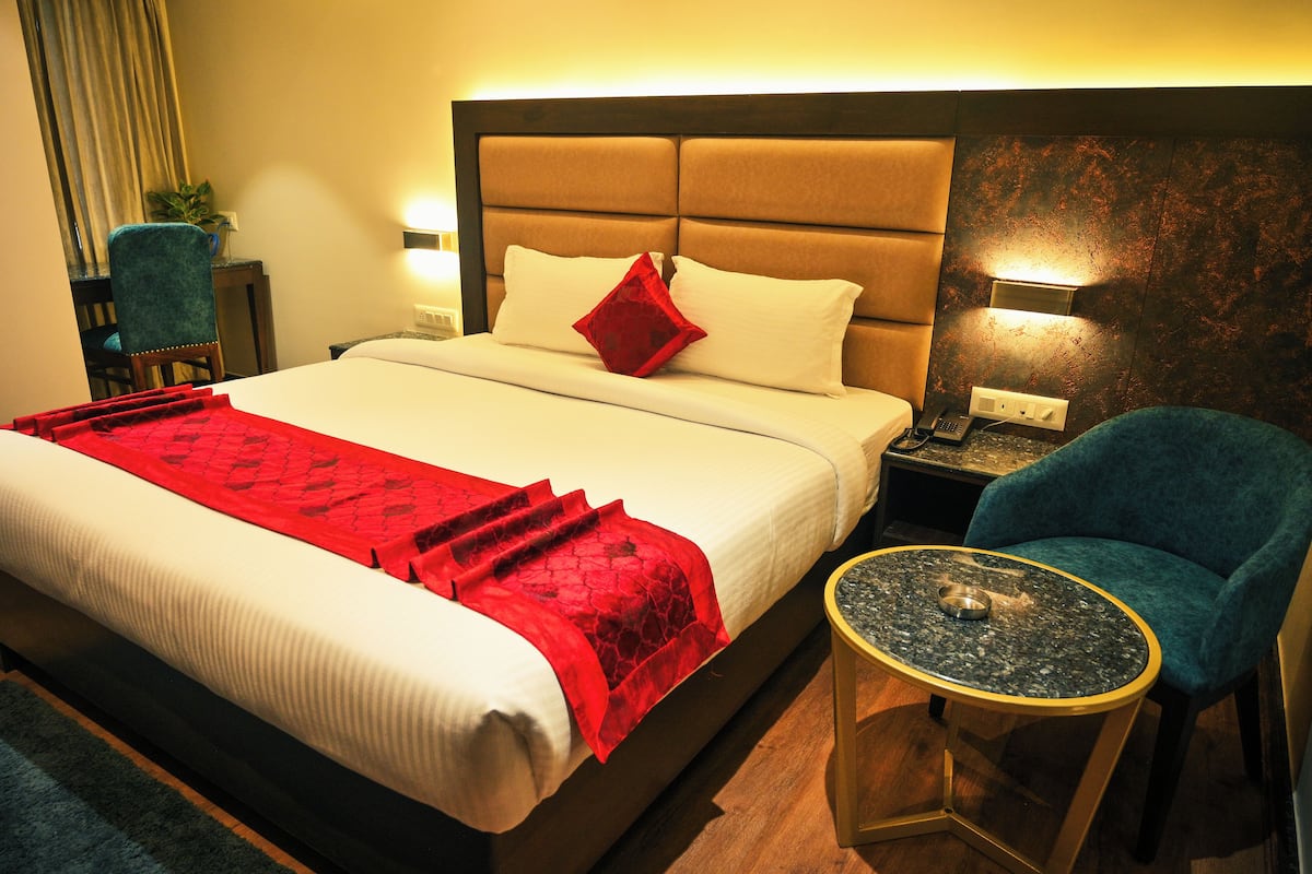 Superior Room | 1 bedroom, premium bedding, desk, free WiFi