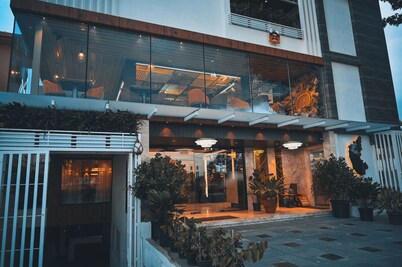 Hotel Golden Riviera