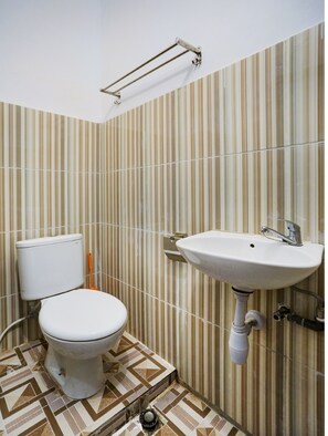 Chambre Simple Standard | Salle de bain